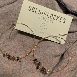 Goldie lockes hoop earnings